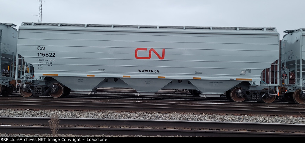 CN 115622